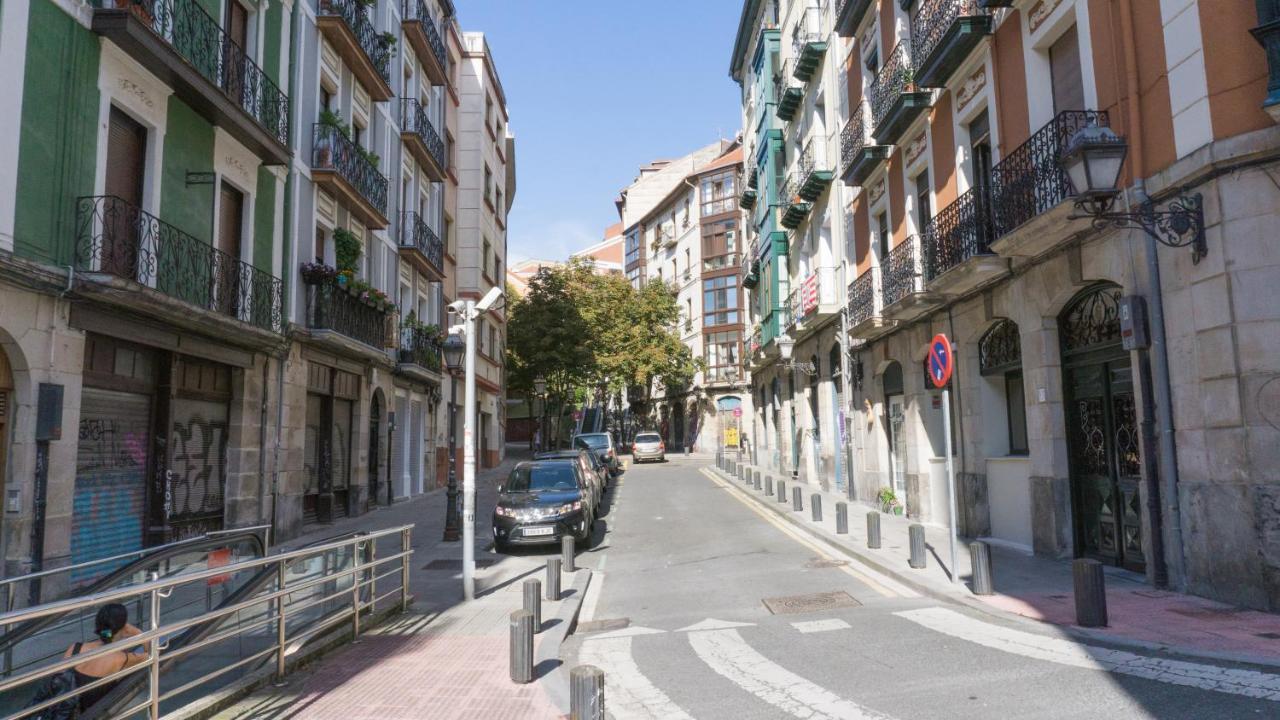 Bonito Y Espacioso Piso En Bilbao. Centro Exteriör bild