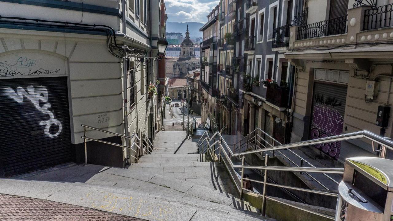Bonito Y Espacioso Piso En Bilbao. Centro Exteriör bild